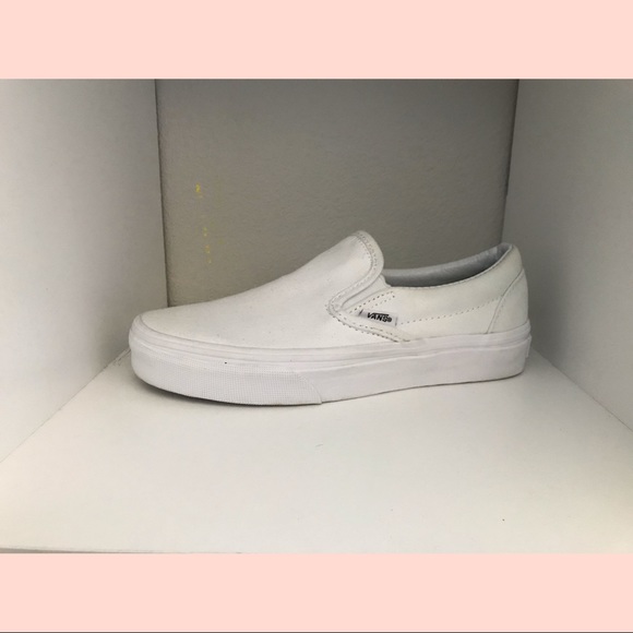 vans slip one